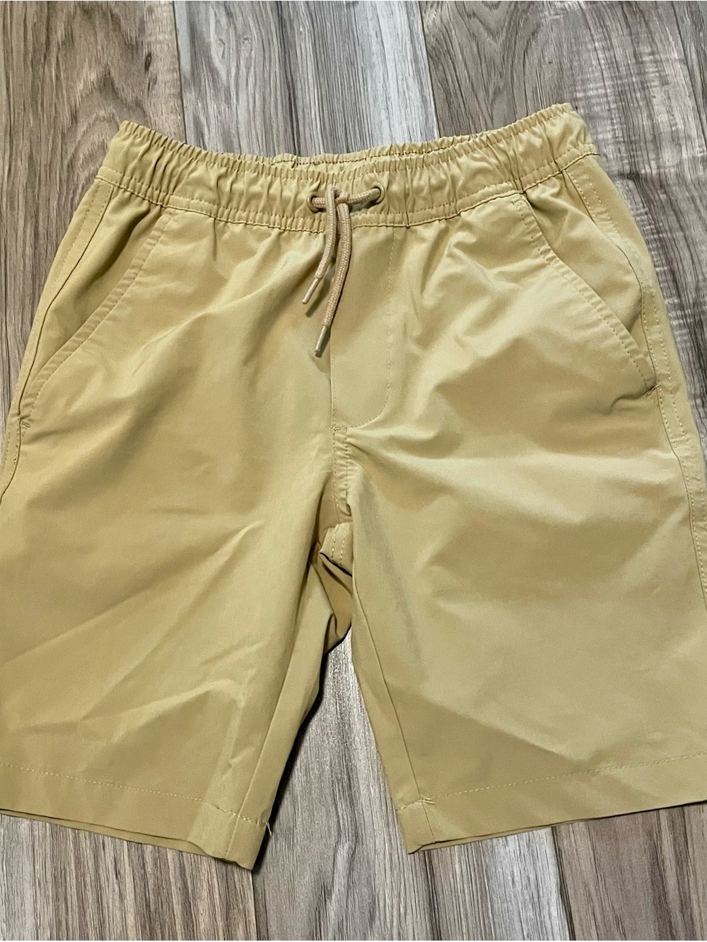 Izod Boys' Pull On Performance Khaki Shorts (10)